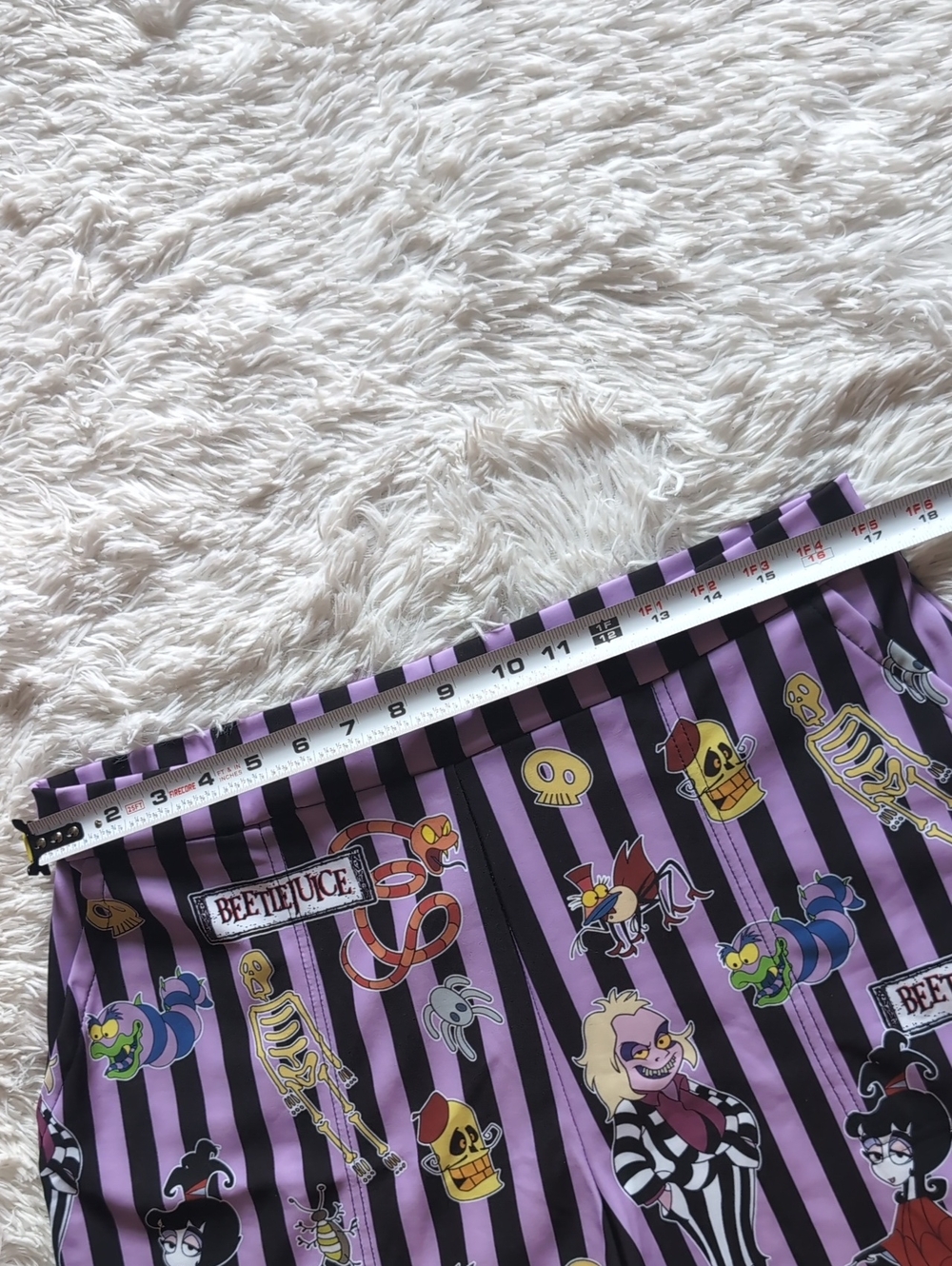 Blackmilk Beetlejuice It's Showtime Purple & Black Striped Cuffed Shorts XL - Picture 10 of 13
